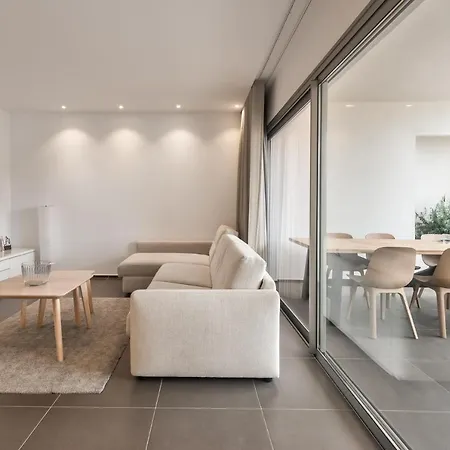 Gazmira 2 Ferienhaus *